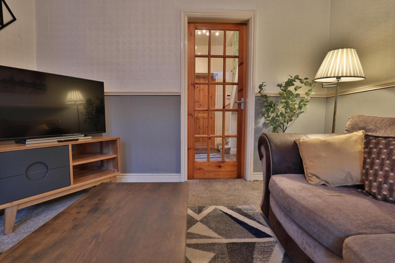 Devon St - Cozy Home, Free Easy Parking! Kingston upon Hull Exterior foto